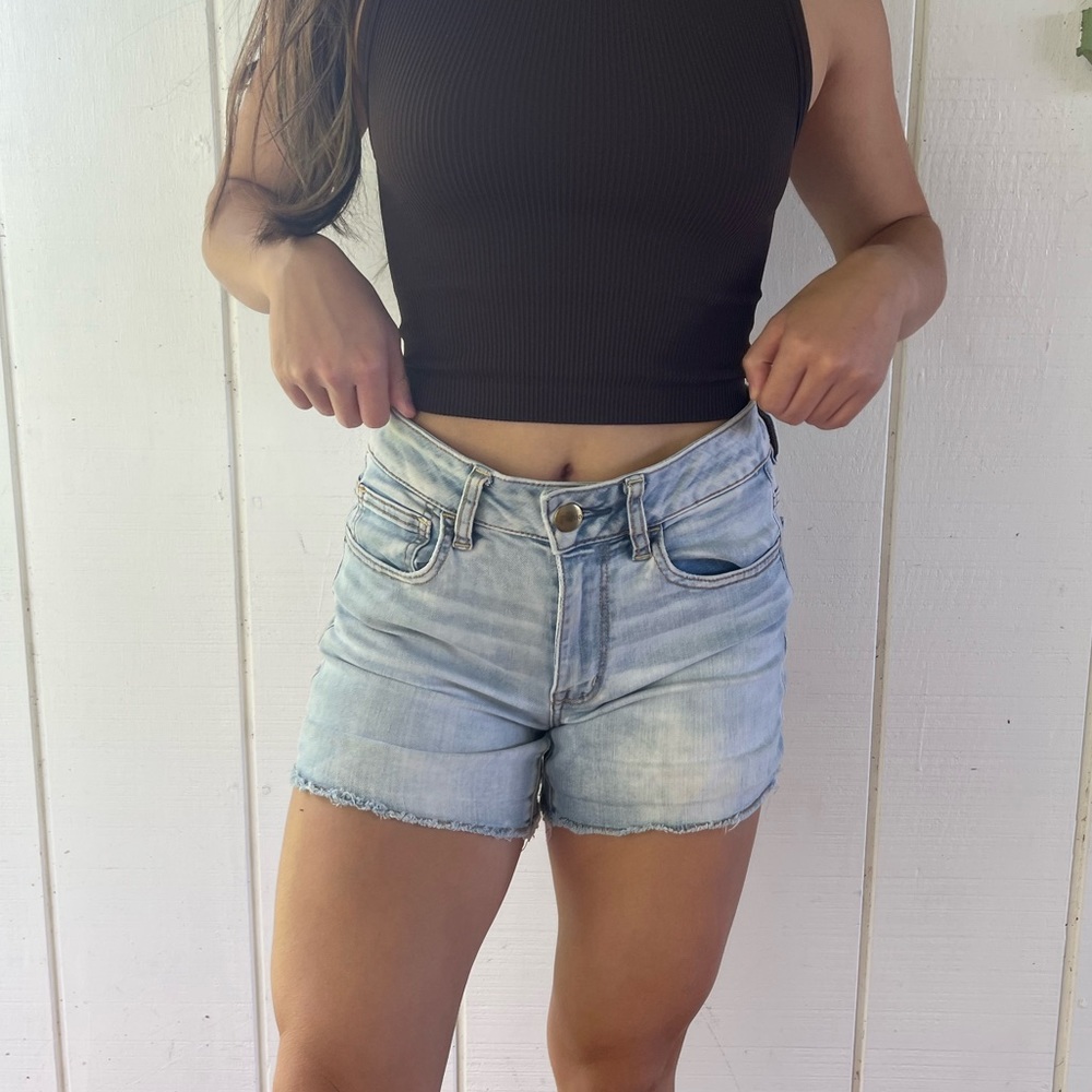 American Eagle Shorts - Picture 5 of 5